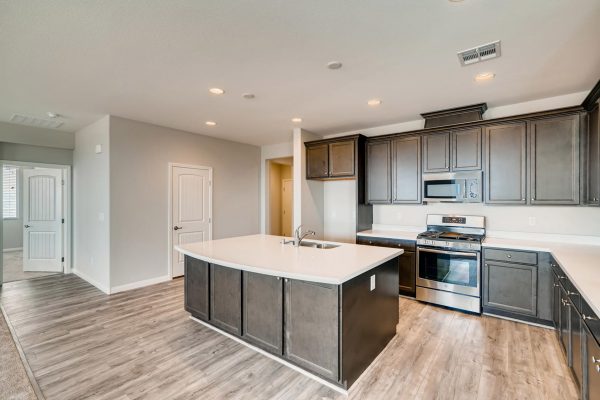 1324-Sequoia-St-Boulder-City-large-009-007-Kitchen-1499x1000-72dpi