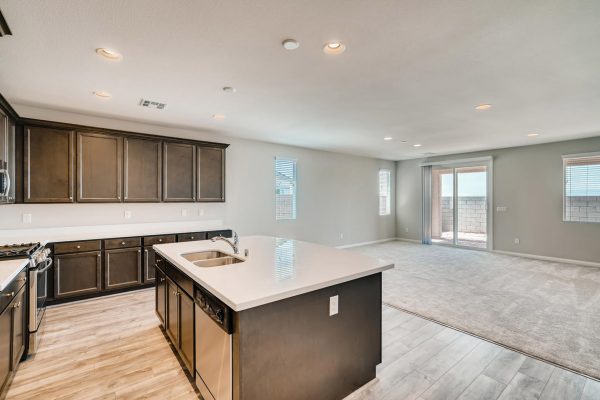 1324-Sequoia-St-Boulder-City-large-010-027-KitchenEdit-1499x1000-72dpi (1)