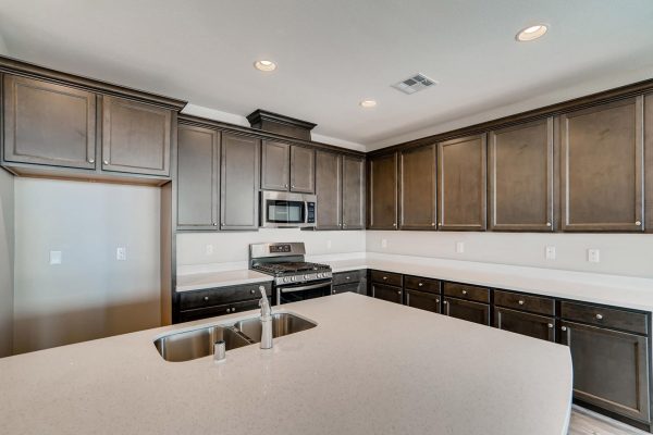 1324-Sequoia-St-Boulder-City-large-013-014-KitchenEditEdit-1499x1000-72dpi