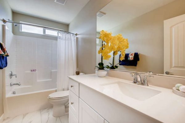 5486 Enchanted Rose Street Las-small-022-020-2nd Floor Bathroom-666x445-72dpi